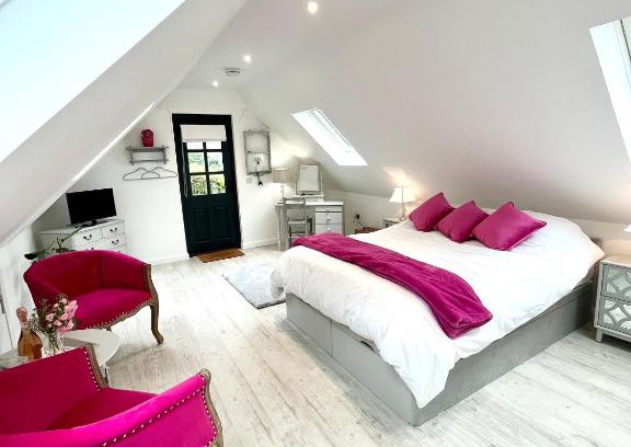Milland Haus | The Nest