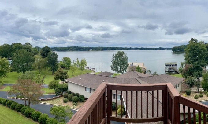 Leesburg Hütte | The Nest on Weiss-Perfect for Families and Friends