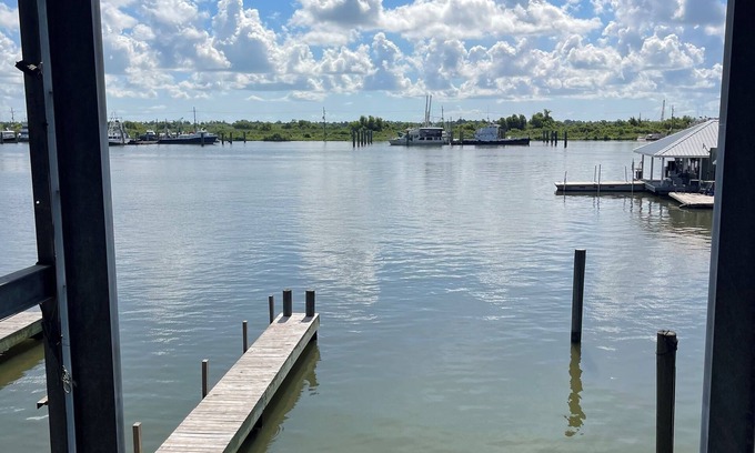 Venice Haus | The OffCall Spacious 4-bedroom home away from home in the heart of venice La