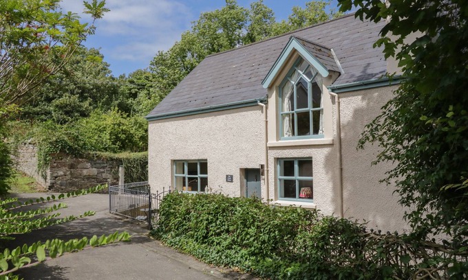 Rathmullan Hütte | THE OLD RECTORY COACH HOUSE in Rathmullan, County Donegal