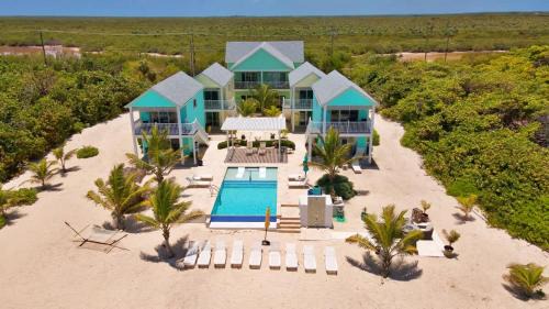 Colliers Bay Haus | The One Love at Cottages