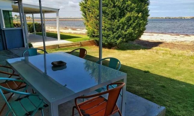 Port Broughton Haus | Das einzige Haus am Strand in Pt Broughton - 3 Betten + Spa PET FRIENDLY