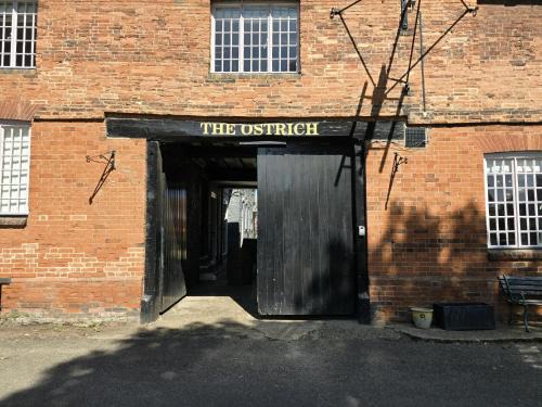 Castle Acre Haus | The Ostrich Pub