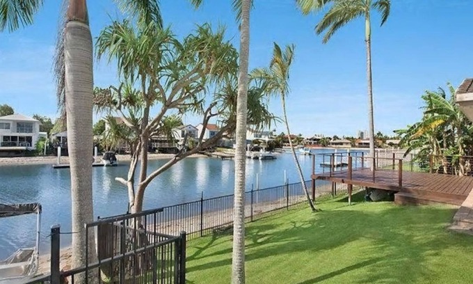 Mountain Creek Haus | The Palms Mooloolaba Wasserfronthaus