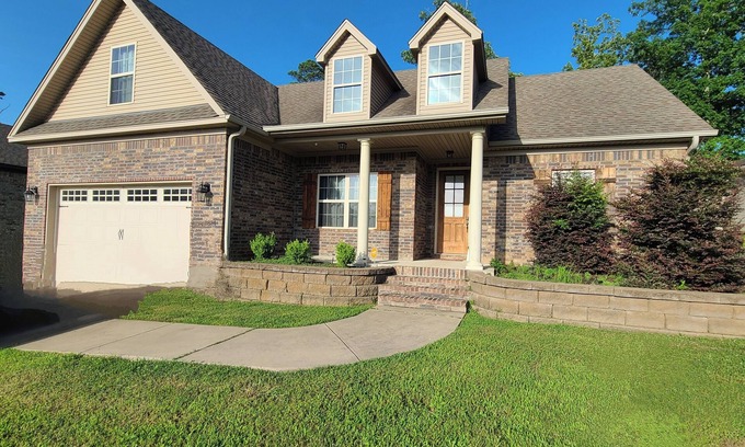 Benton Haus | The Perfect Launchpad for Central Arkansas Fun!