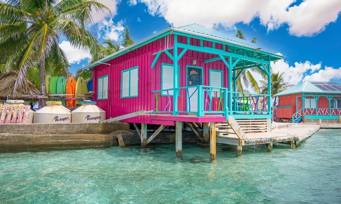 Placencia Kabine | The Pink Seahorse Cabana at King Lewey's Island Resort, Placencia Cayes, Belize