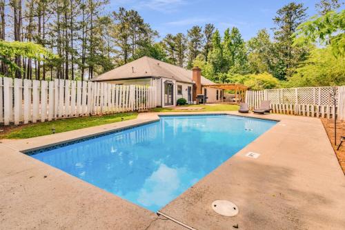 Conyers Haus | The Poolside 4BR Stylish Luxury Sanctuary