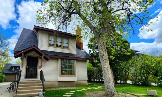 Casper Haus | The Quad Haven & Loft