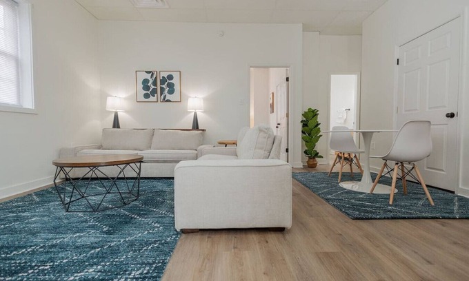 Martinsburg Wohnung | The Radiant Residence