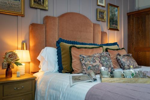 Chilworth Hotel | The Ragged Robin - A Heartwood Inn