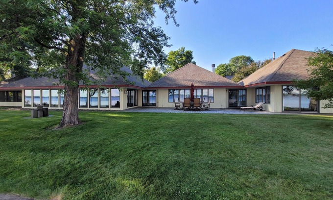 Indian Shores Haus | The Retreat at Big Sandy Lake