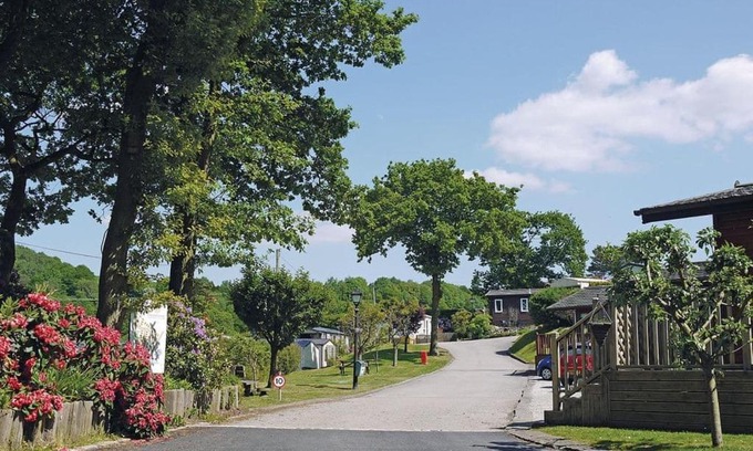 Frodsham Resort | The Ridgeway