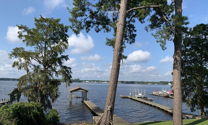 River Road Haus | The River Club