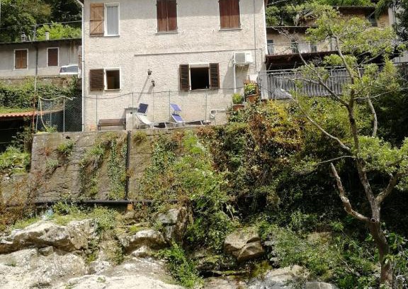 Agaggio Inferiore Haus | The River House