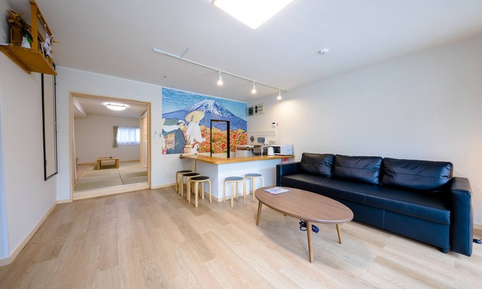 Fujiyoshida Haus | The Road To Mt.Fuji