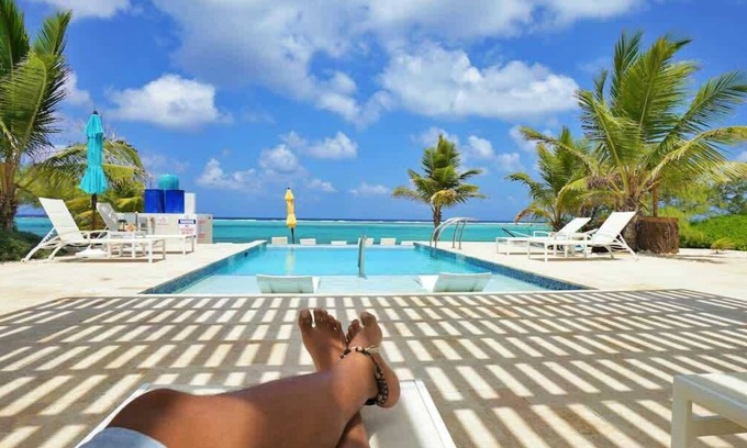 Colliers Bay Eigentumswohnung | GRAND OPENING SPECIAL - FEB UND MÄRZ! NAGELNEUES BETT UND FRÜHSTÜCK!