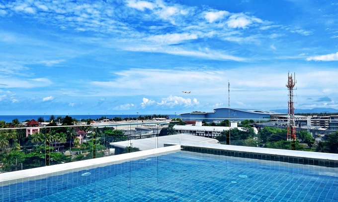 Ban Bo Han Hotel | The Sixteenth Naiyang Beach Hotel