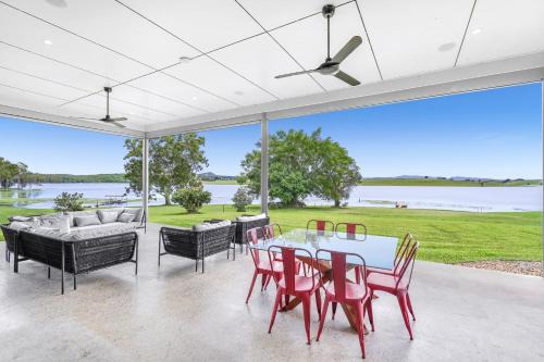 Barrine Haus | The Ski Shack - Lake Tinaroo