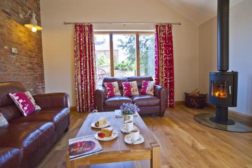 Frampton Haus | The Stables