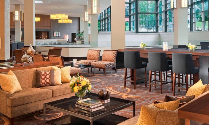 Downtown Hotel | The Stamford Hotel