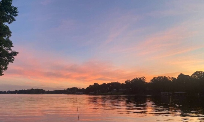 Leesburg Kabine | The Sugar Shack Cabin on Weiss Lake