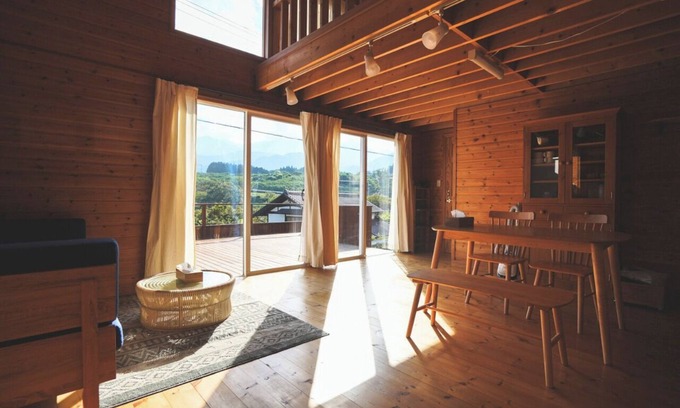 Nirasaki Haus | The sun sets and rises again is a rental inn w / Nirasaki Yamanashi