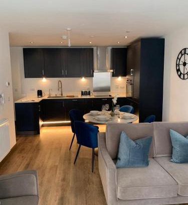 Harlow Wohnung | The Sunrise Den