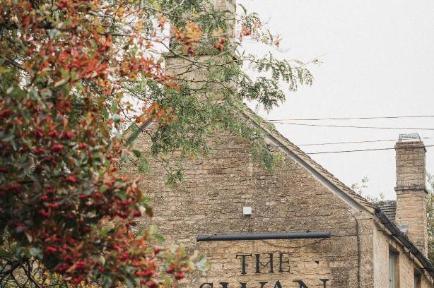 Ascott-under-Wychwood Hotel | The Swan Inn