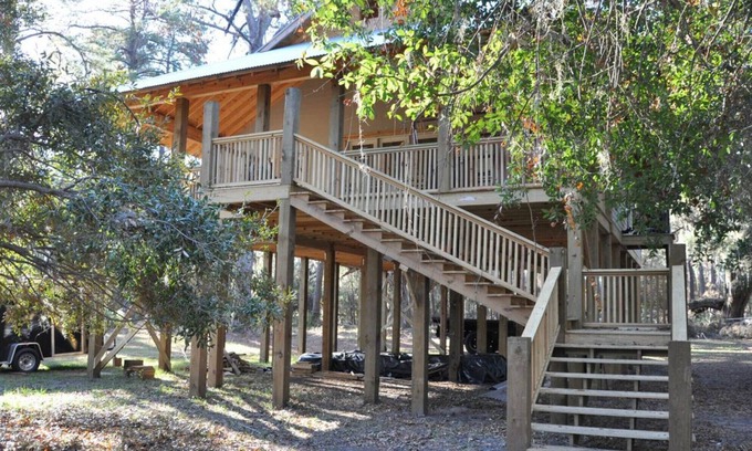 Sapelo Island Haus | Neueste Hütte auf Sapelo. Die malerische Fahrt mit der Fähre bringt Sie in eine andere Welt.