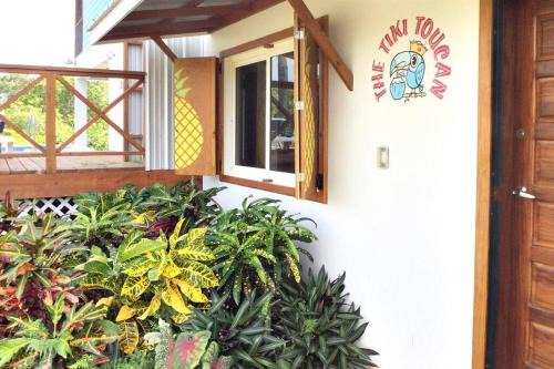 Placencia Wohnung | The Tiki Toucan Tropical Suite + Private Pool
