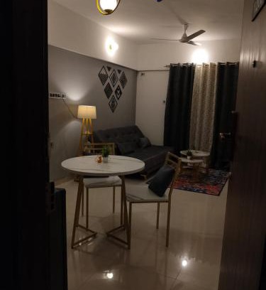Pune Wohnung | The Touch Of Grey 1BHK SUITE 12Floor 2 Balcony