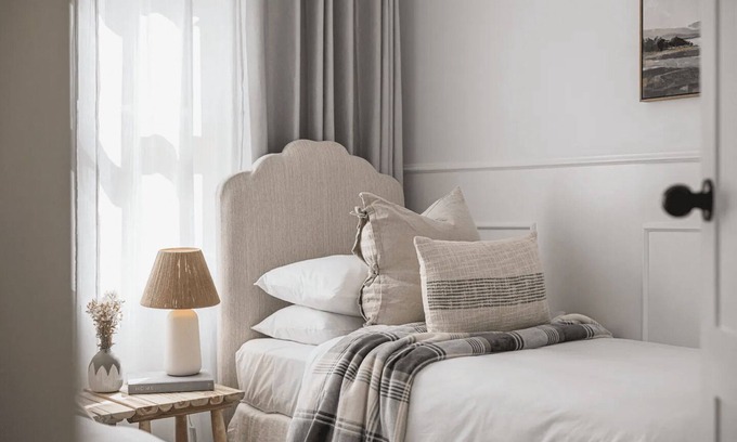 Porepunkah Hütte | The Tradesmans Cottage: One - This truly is the perfect space to get away from the city crowds and enjoy the fresh country air.
