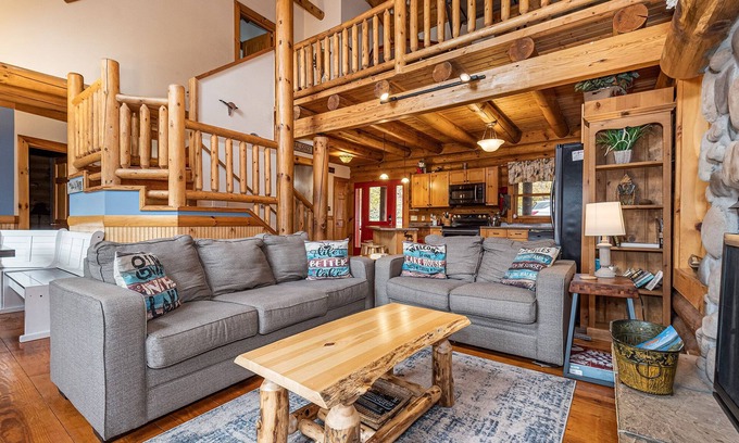 McHenry Kabine | The Treehouse