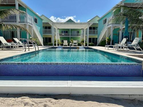 Colliers Bay Haus | The Turtle Nest at Cottages