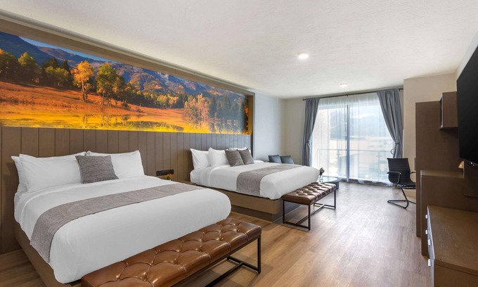 Parowan Hotel | The Valor, an Ascend Collection Hotel