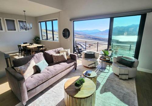 Hideout Haus | The views! Enjoy this Hideout home.