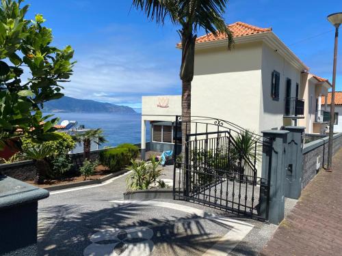 Ponta Delgada Haus | The Vista House