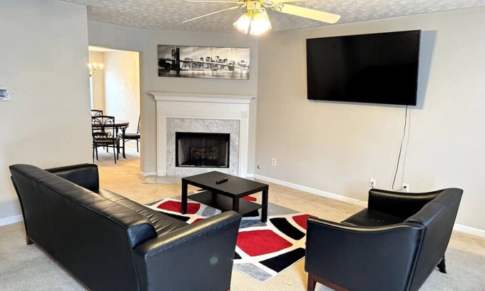 Belmont Haus | The VLuxe of Lithonia