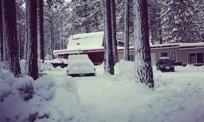 Tahoe Island Haus | The Washoe 3 bedroom Family unit(pets welcome)