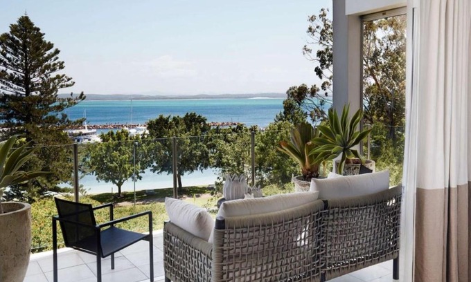 Nelson Bay Haus | The Waterview, 2 76 Magnus St - complete style, comfort, luxury and spectacular waterviews