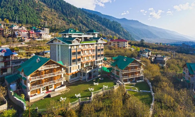 Manali Resort | The Whitestone Resorts