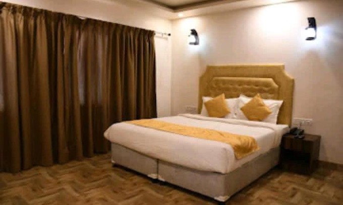 Haridwar Haus | The Willows