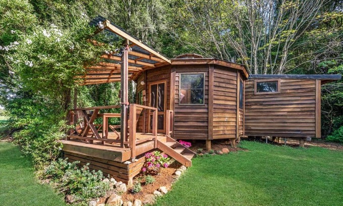 Bellawongarah Haus | The Yurt at Lothlorien