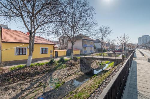 Baile Felix Haus | Thermalis Grove Entire House