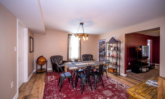 Havre De Grace Haus | This house is a 3 bedroom(s), 2 bathrooms, located in Havre de Grace, MD.