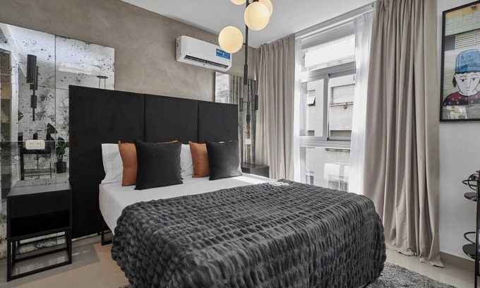 San Nicolas Wohnung | This studio is a 0 bedroom(s), 1 bathrooms, located in Centro, Buenos Aires.