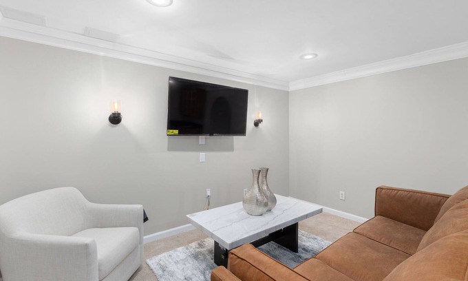 Roswell Haus | This unit is unavailable -New and Stylish Large Modern Luxury Terrace in Roswell