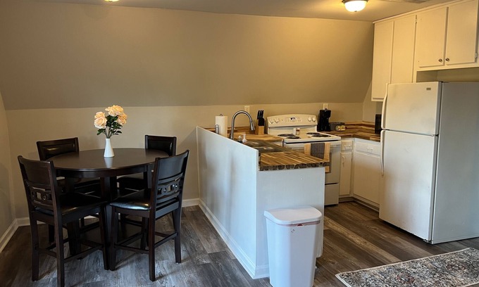 Pendleton Wohnung | Tiger's Refuge:Apt A 1br,1ba 10 mins from Clemson University