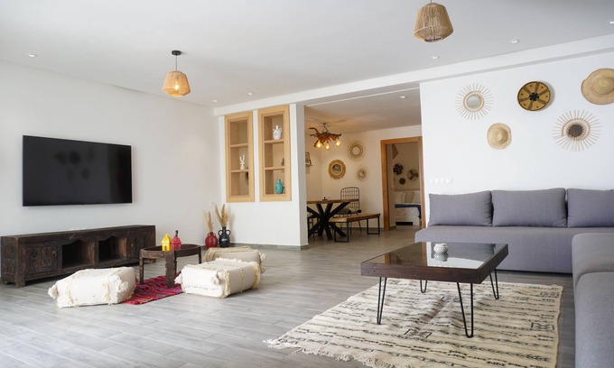 Imsouane Wohnung | Tililt By Mood 9 Px Luxe-Apartment-Deluxe-barrierefreies Badezimmer