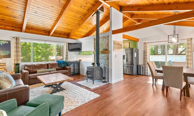 Graeagle Haus | Timber and Trails Lodge - 4 Osage Trail